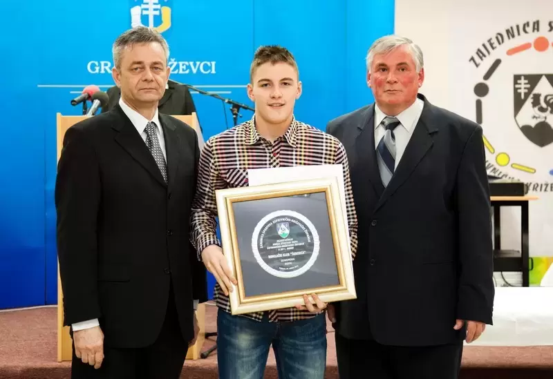 Proglašenje najuspješnijih sportašica, sportaša i sportskih klubova u 2011. godini – fotografija 42