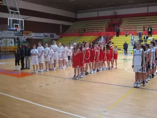 Prvi međunarodni zimski turnir za sportske škole – fotografija 4