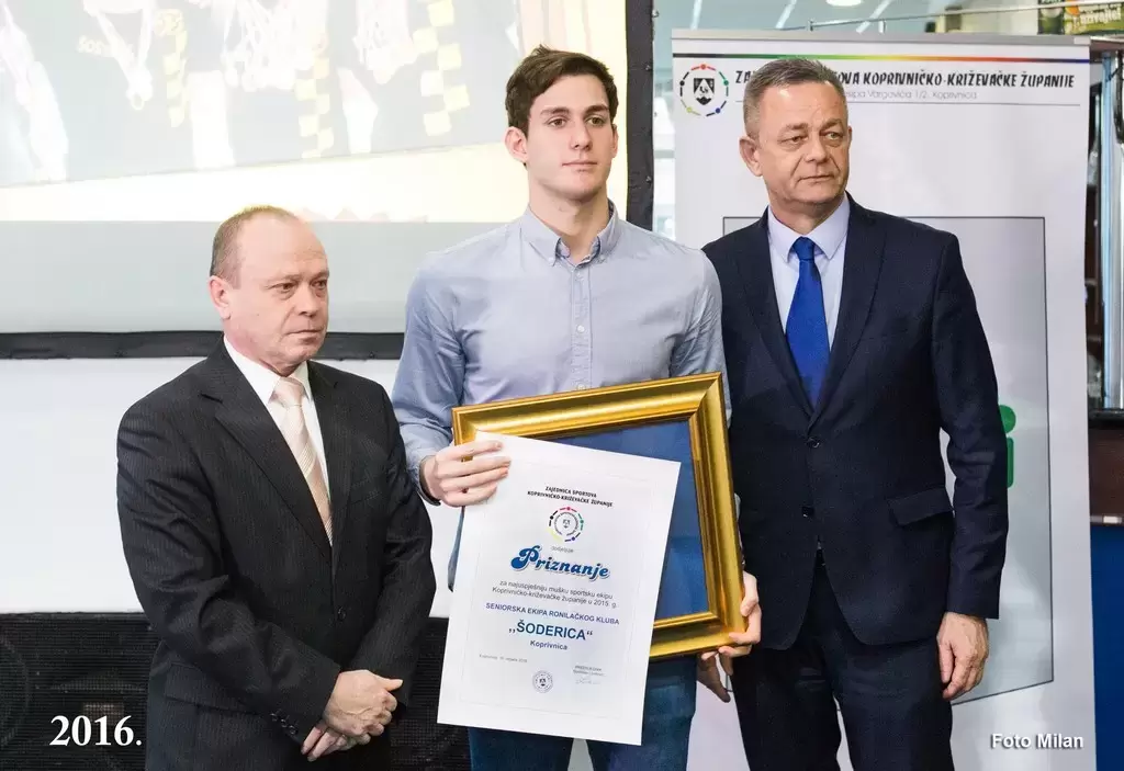 Proglašenje najuspješnijih sportašica, sportaša i sportskih klubova u 2015. godini – fotografija 37