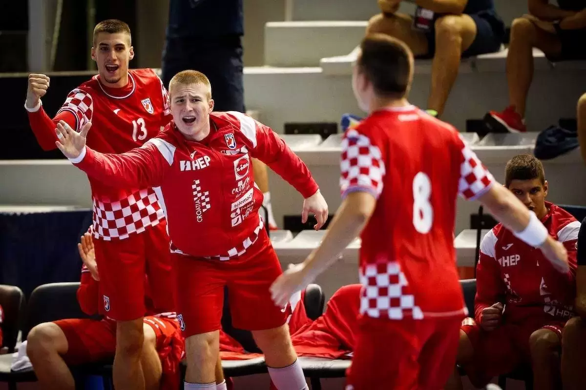 GRUPA 1 I GRUPA 2 BORE SE ZA 1. – 8. MJESTO, GRUPA 3 I GRUPA 4 ZA 9. – 16. MJESTO