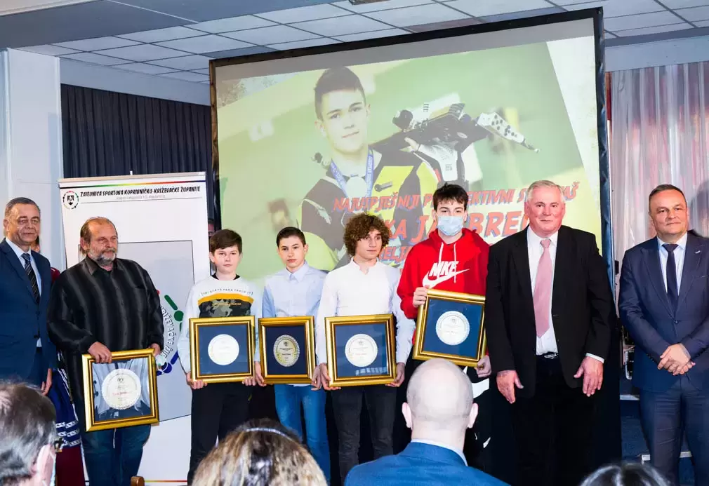 PROGLAŠENJE NAJBOLJIH SPORTAŠICA, SPORTAŠA I SPORTSKIH KLBA U 2021. GODINI – fotografija 4