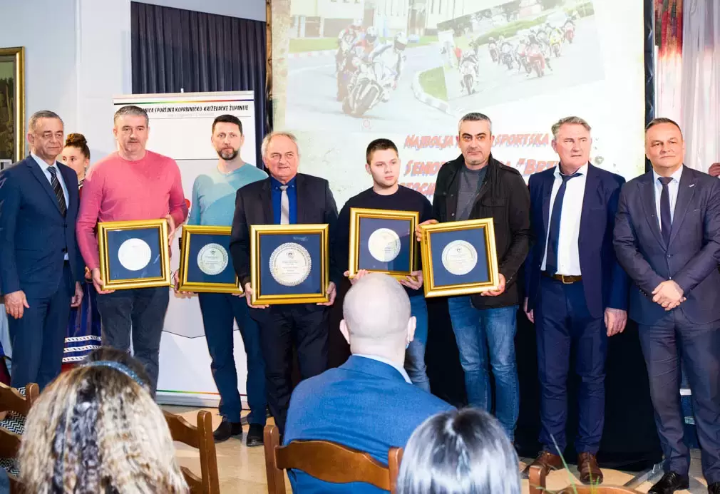 PROGLAŠENJE NAJBOLJIH SPORTAŠICA, SPORTAŠA I SPORTSKIH KLBA U 2021. GODINI – fotografija 10