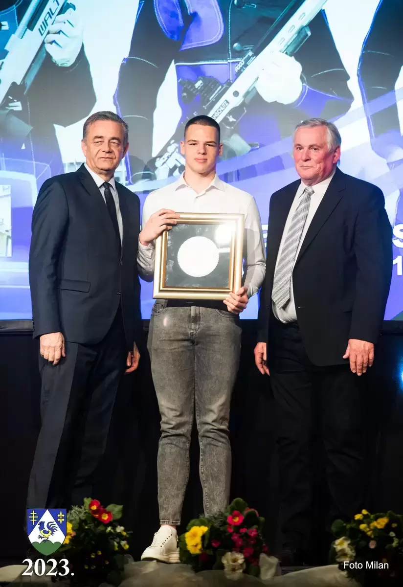 Proglašenje najboljih sportašica, sportaša i sportskih klubova u 2022. godini – fotografija 31